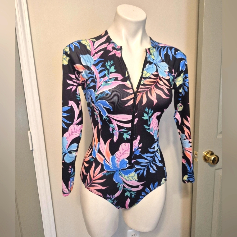 Hurley Front Zipper Long Sleeve Rash Guard One Piece Surf Swimsuit(S)